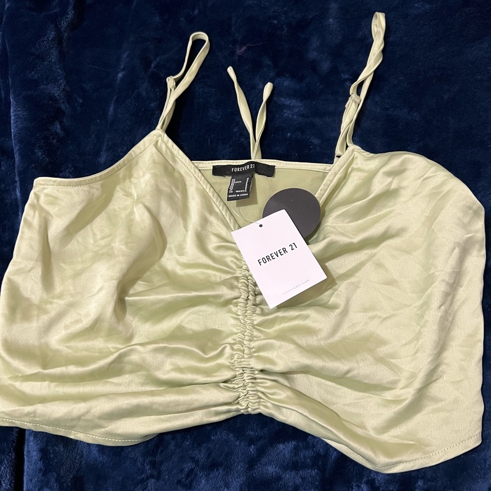 crop top